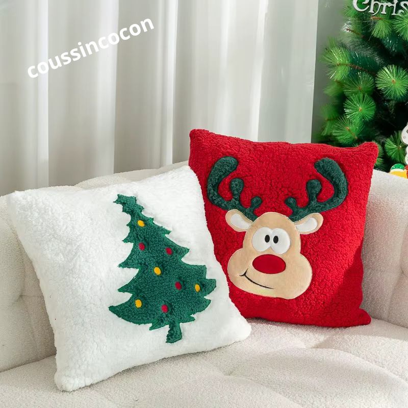 Coussin festif broderie Noël