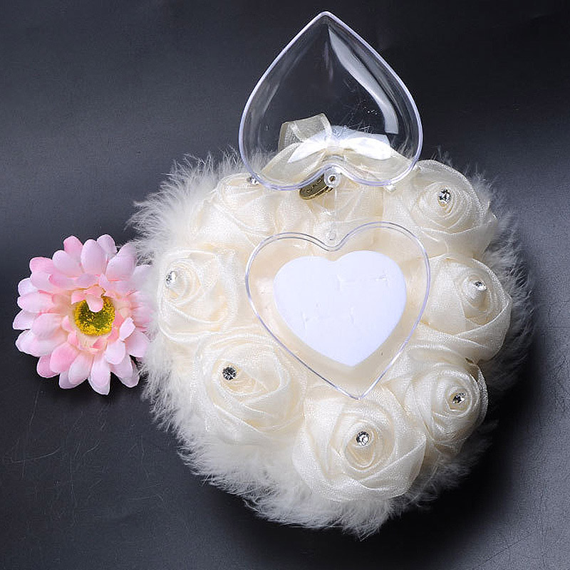 thème mariage coussin