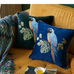 Coussin élégant motifs