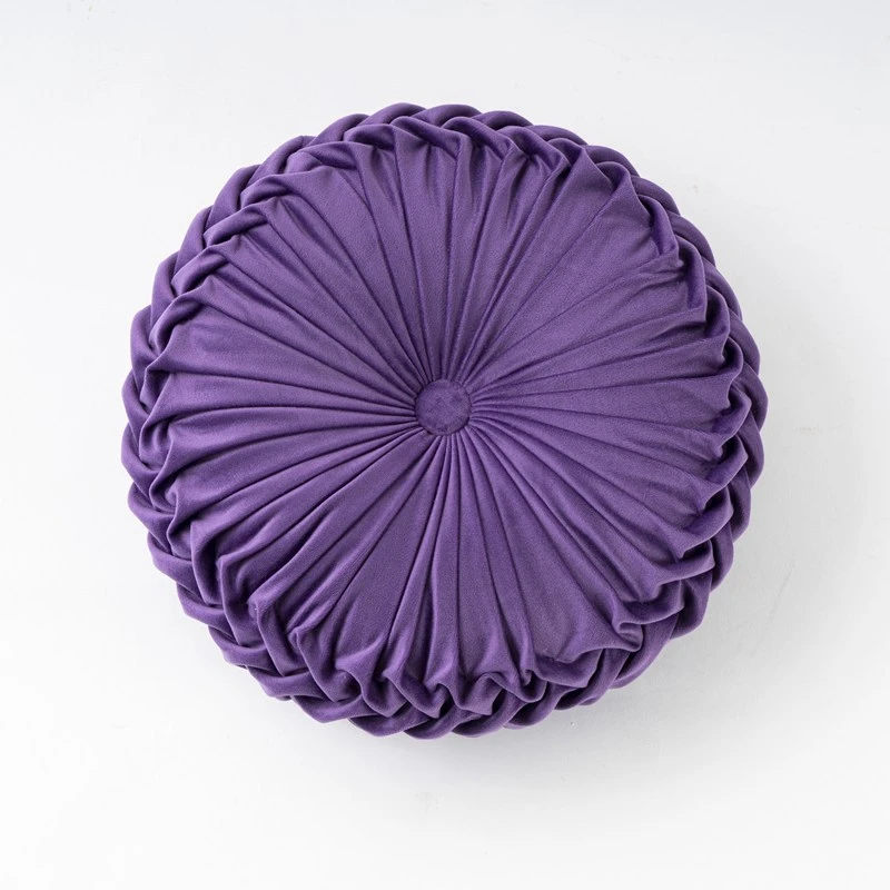coussin en velours pour intérieur élégant