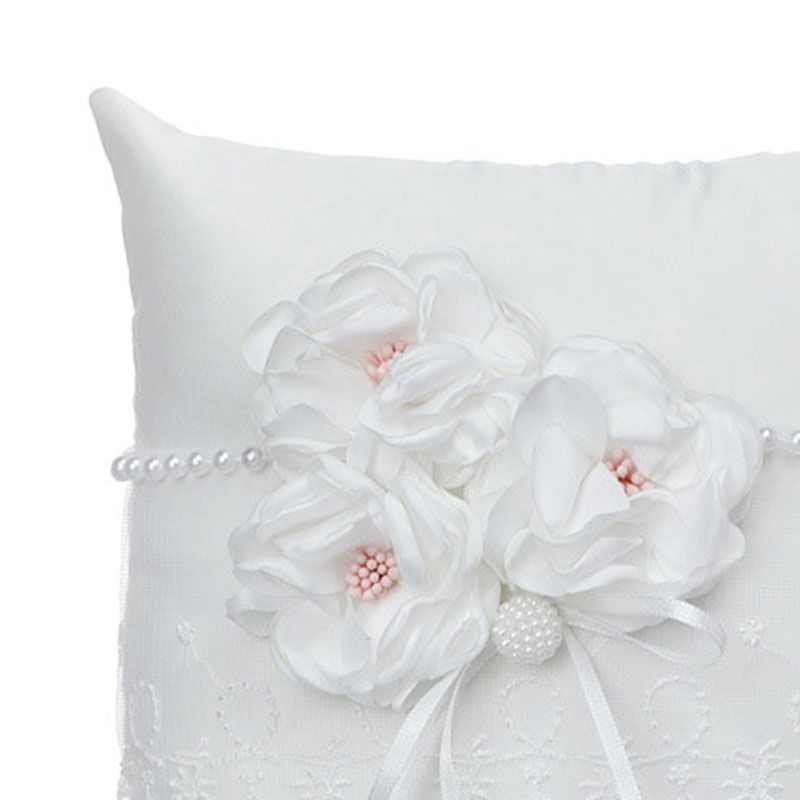 coussin mariage doux