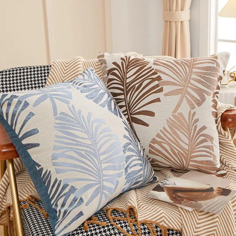 housse de coussin brodée