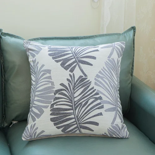 confort coussin brodé