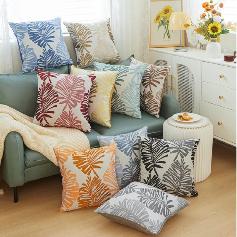 décoration coussin brodé