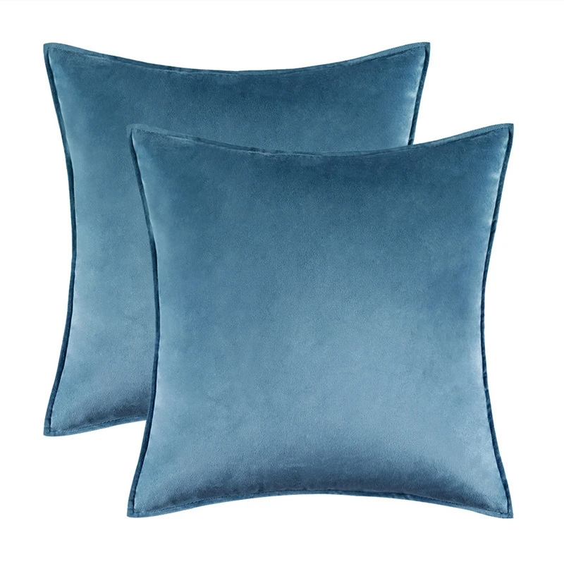 coussin en velours résistant
