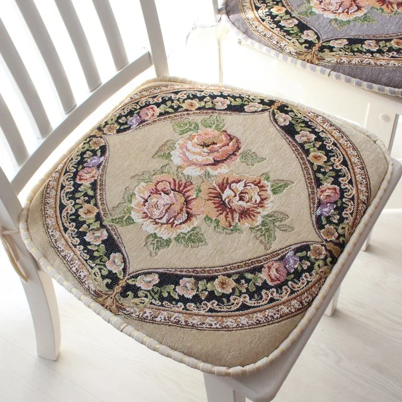 Coussin antidérapant rouge pour chaise de salon